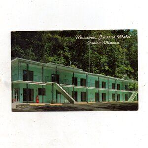 Vintage Postcard - Meramec Caverns Motel (circa 1960s)